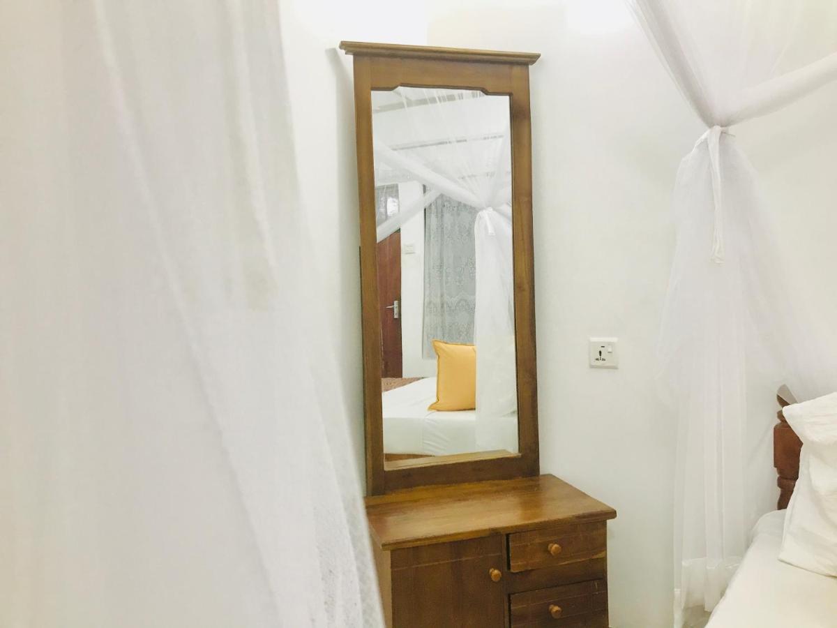Sahana Sri Villa Бентота Екстериор снимка