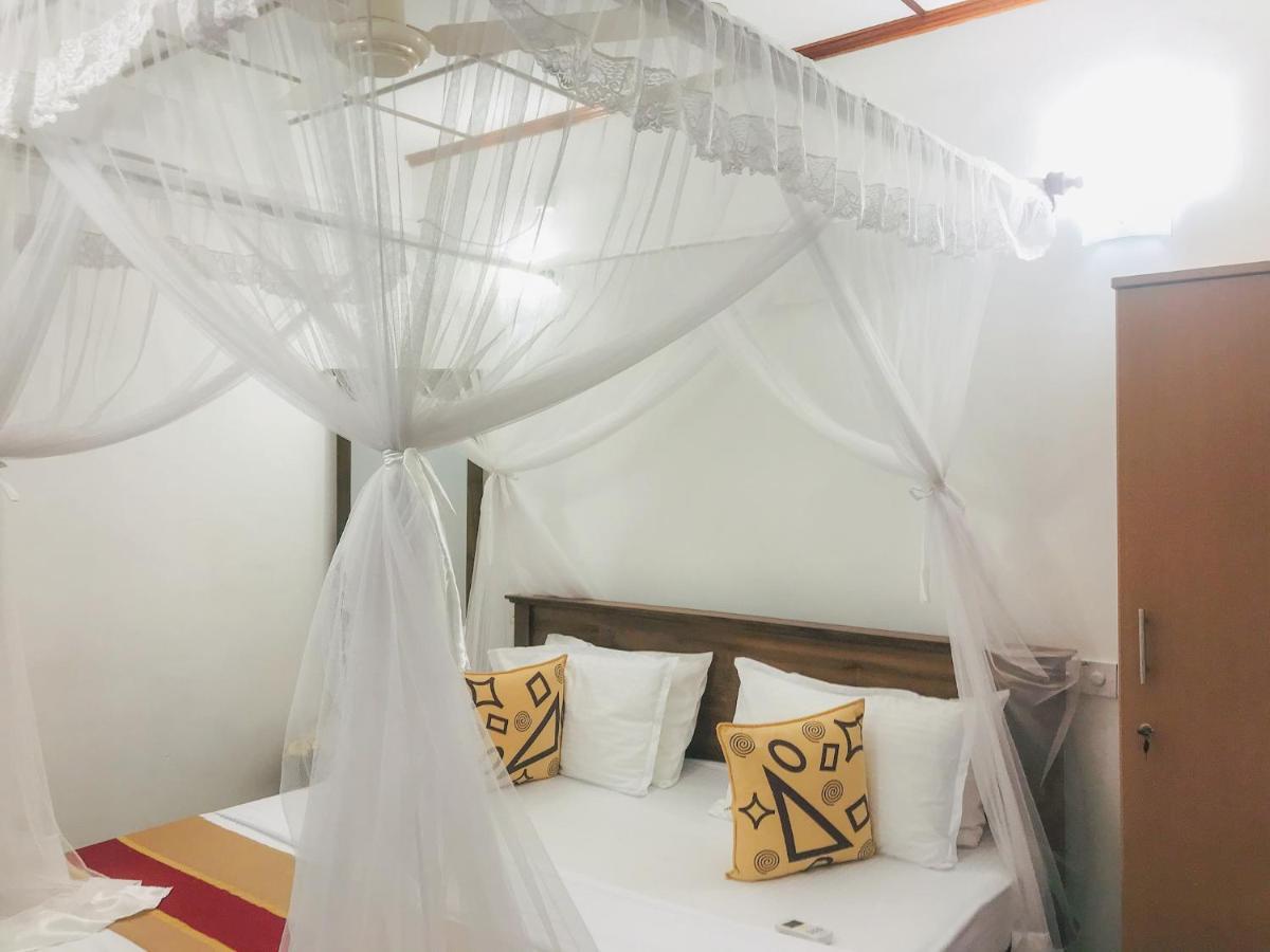 Sahana Sri Villa Бентота Екстериор снимка