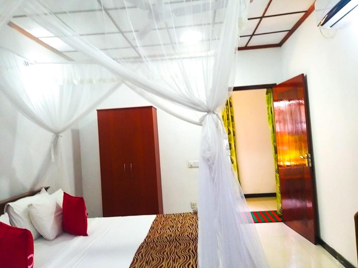 Sahana Sri Villa Бентота Екстериор снимка