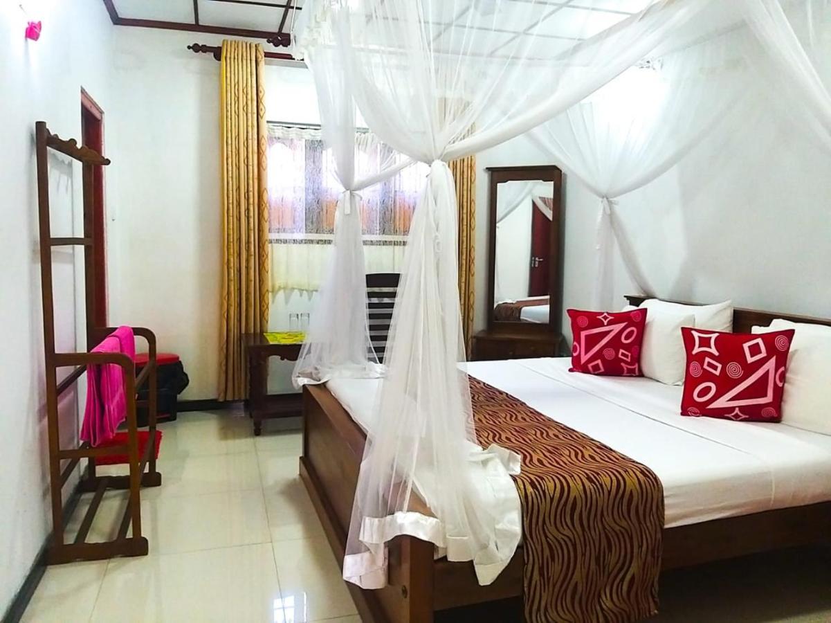 Sahana Sri Villa Бентота Екстериор снимка