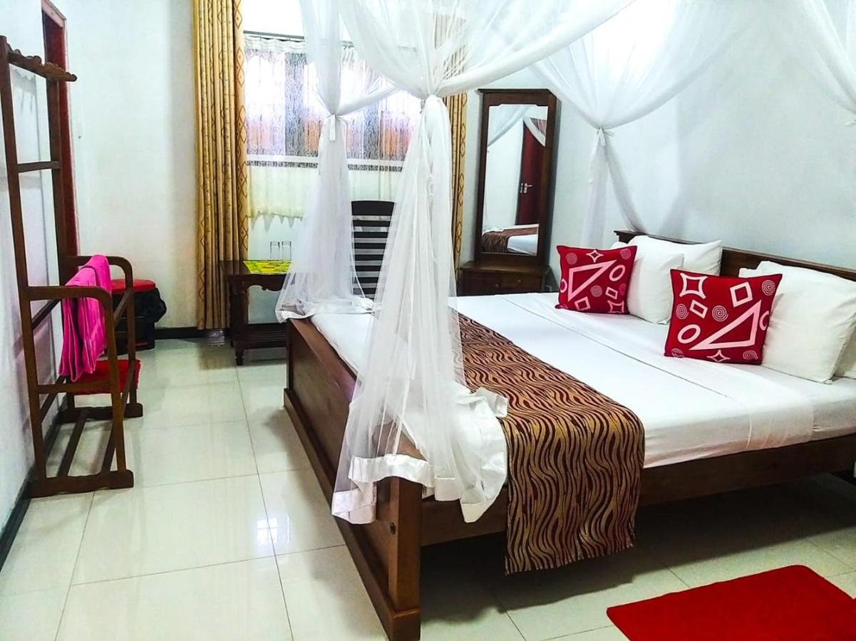 Sahana Sri Villa Бентота Екстериор снимка